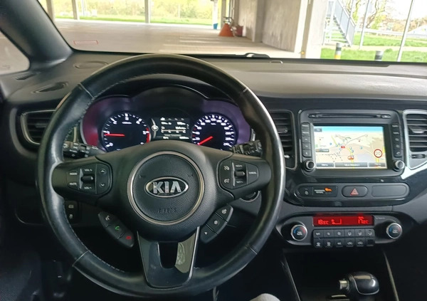 Kia Carens cena 49999 przebieg: 95800, rok produkcji 2014 z Szczecin małe 121